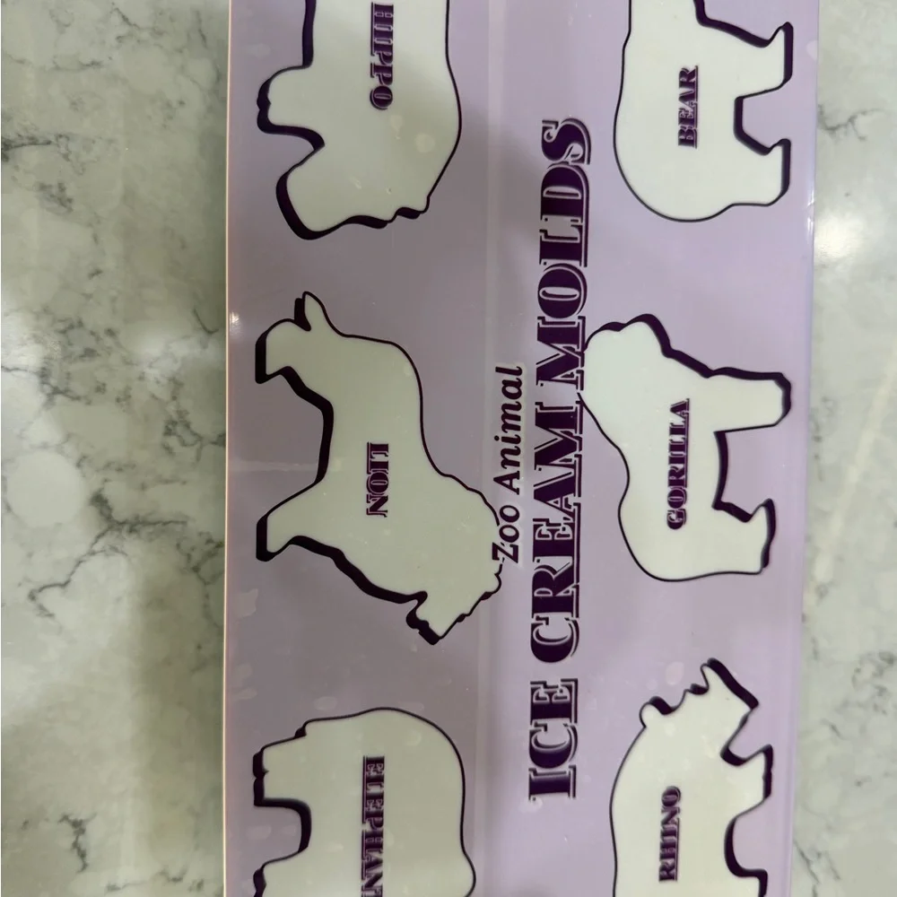 Williams Sonoma Animal Ice Cream Molds - Pink, Green, Brown